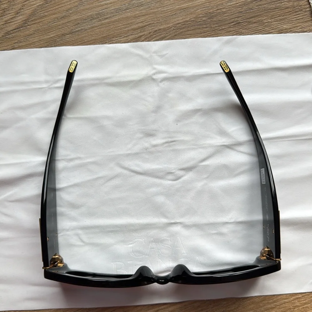 Casablanca ‘Gabrielle’ sunglasses in black